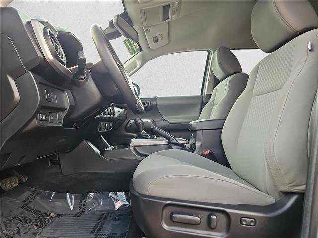 Used 2023 Toyota Tacoma SR5 AWD/4WD image 16