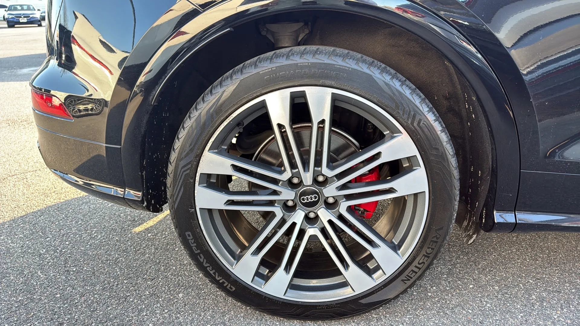 Used 2020 Audi SQ5 Premium Plus w/ Premium Plus Package image 23