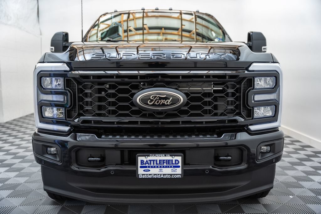 New 2026 Ford F250 Lariat w/ Black Appearance Package AWD/4WD image 2