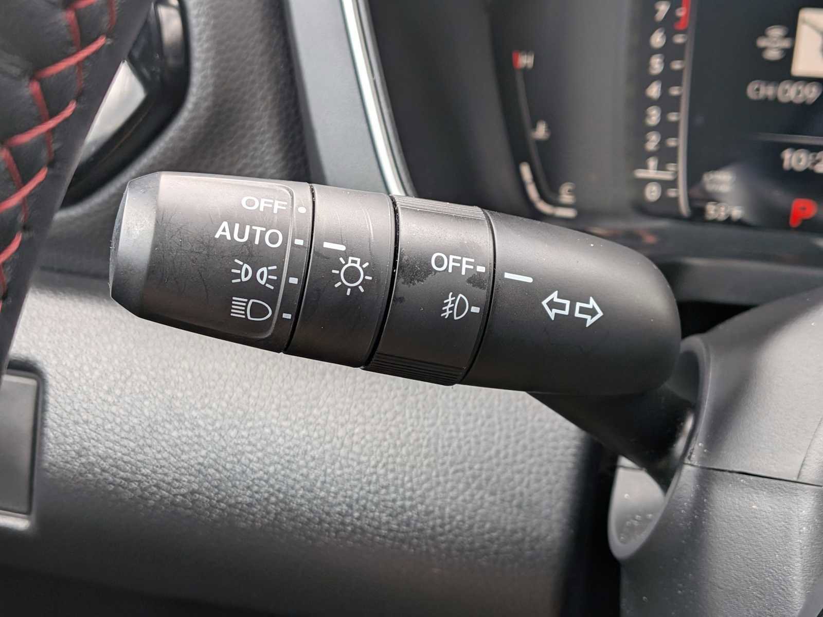 Used 2025 Honda Pilot Black Edition image 27