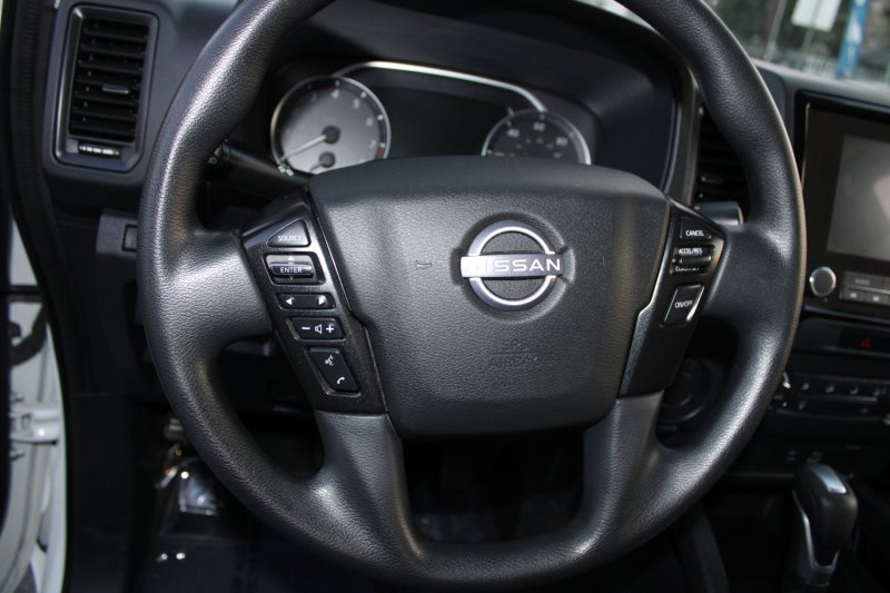 Used 2023 Nissan Frontier S image 11
