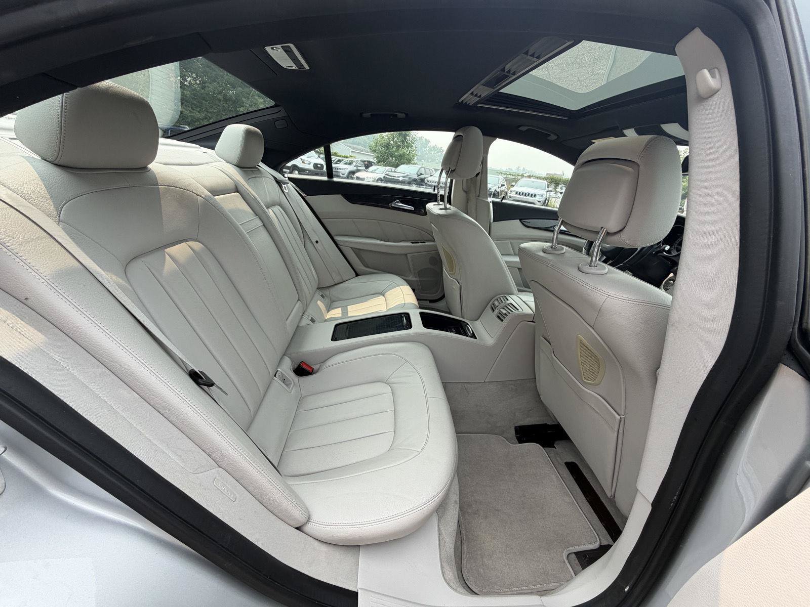 Used 2015 Mercedes-Benz CLS 550 4MATIC image 27