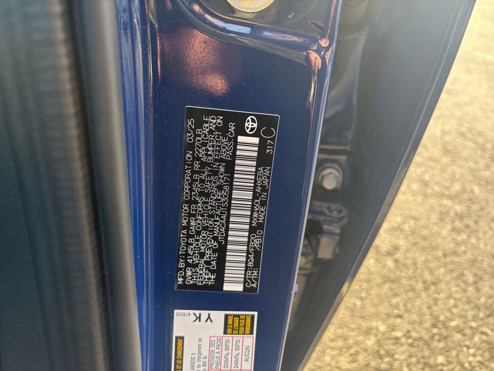 Used 2025 Toyota Prius LE image 27