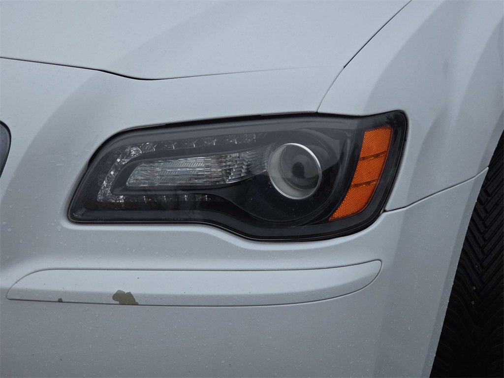 Used 2014 Chrysler 300 S image 33