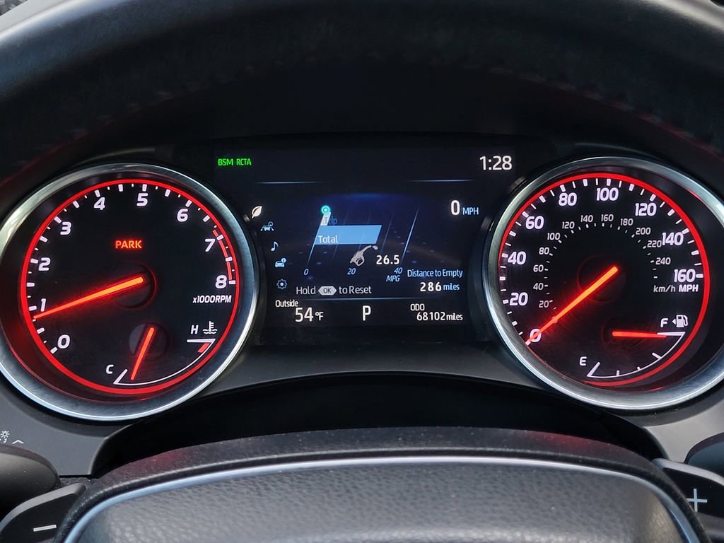 Used 2019 Toyota Camry XSE image 14