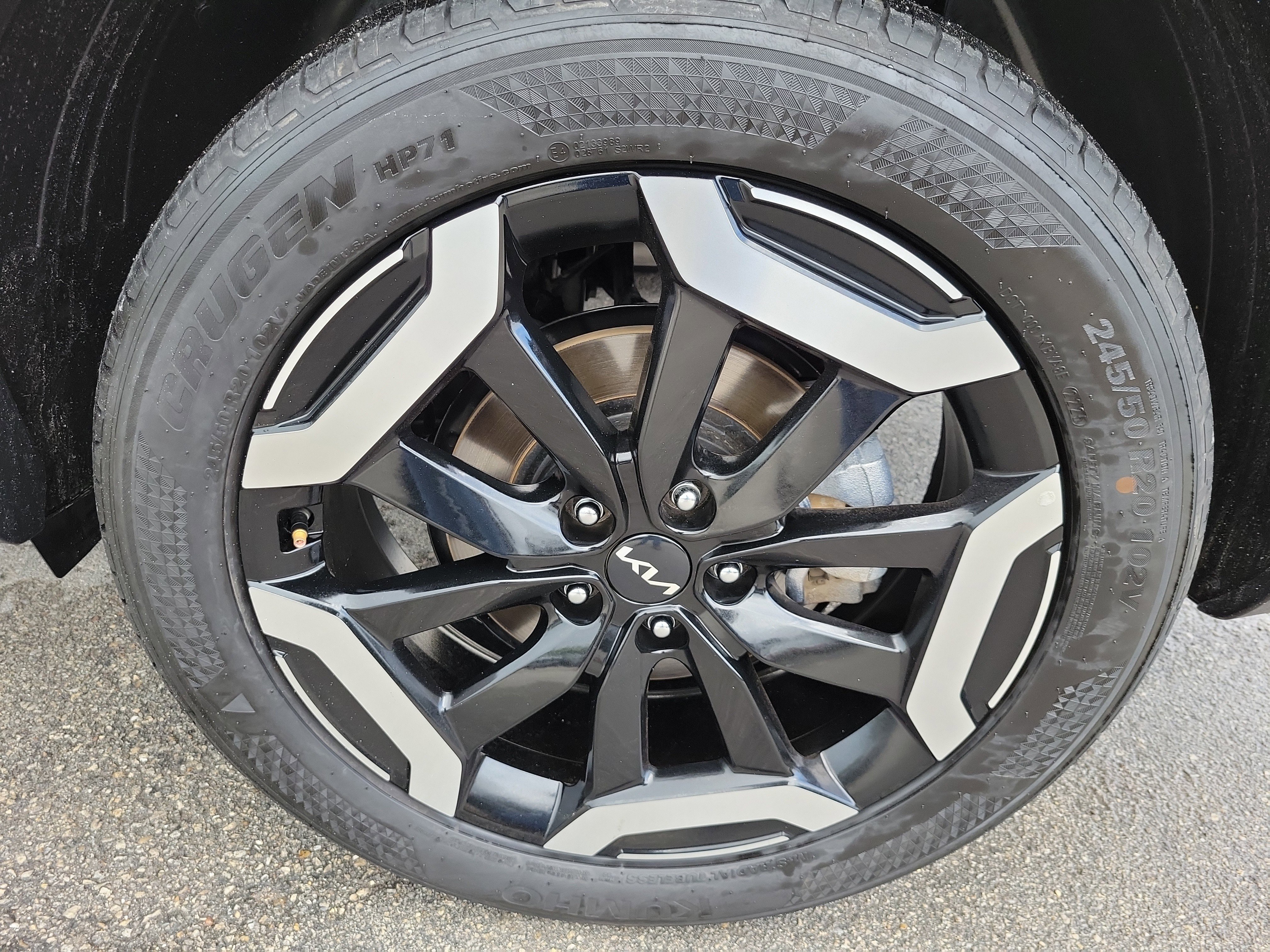 Used 2025 Kia Telluride S FWD image 31