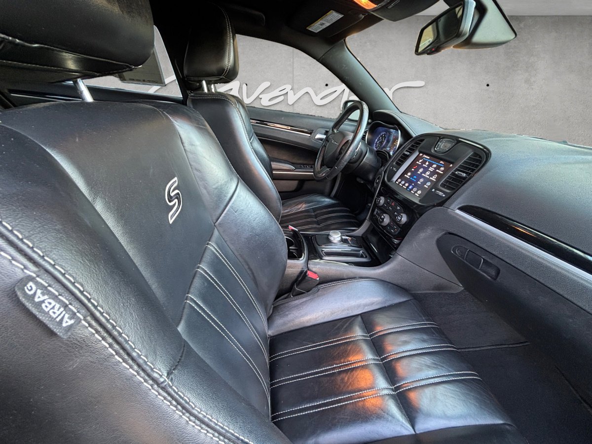 Used 2021 Chrysler 300 S image 29