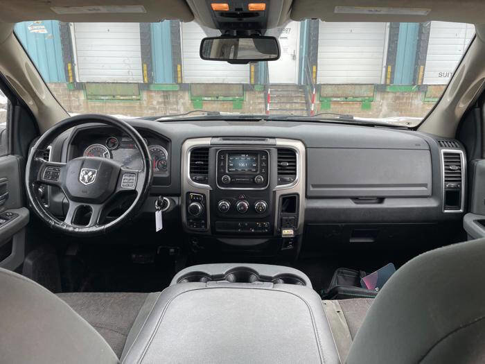 Used 2015 RAM 1500 Big Horn image 35