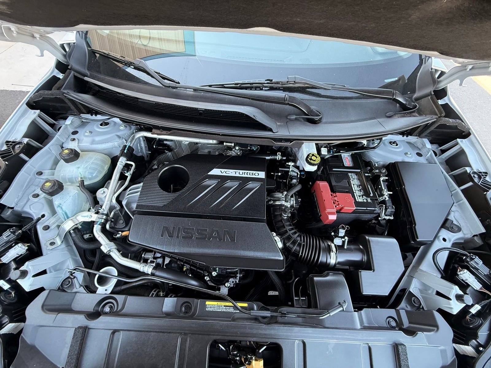 Used 2024 Nissan Rogue SV image 32