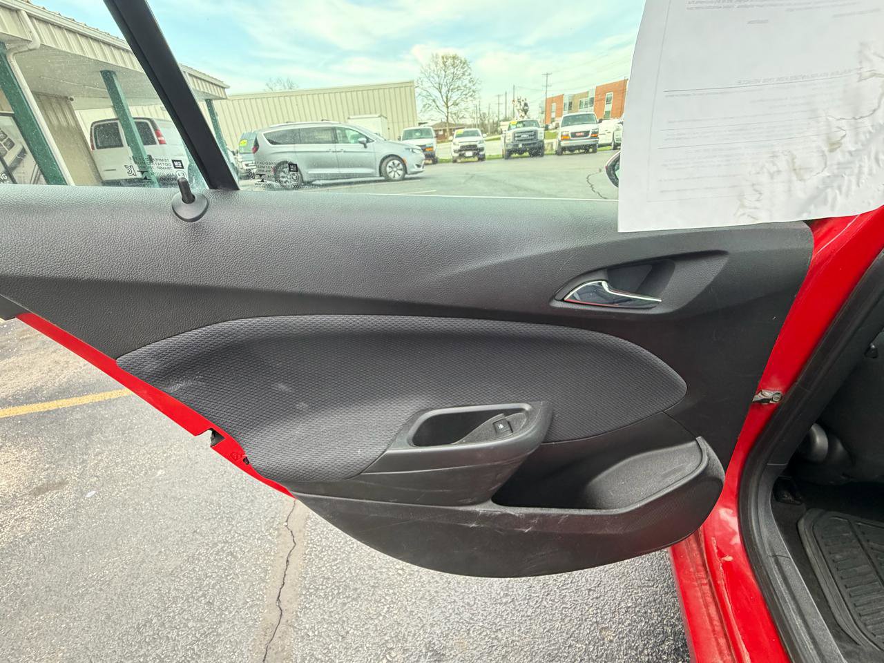 Used 2018 Chevrolet Cruze LT image 12