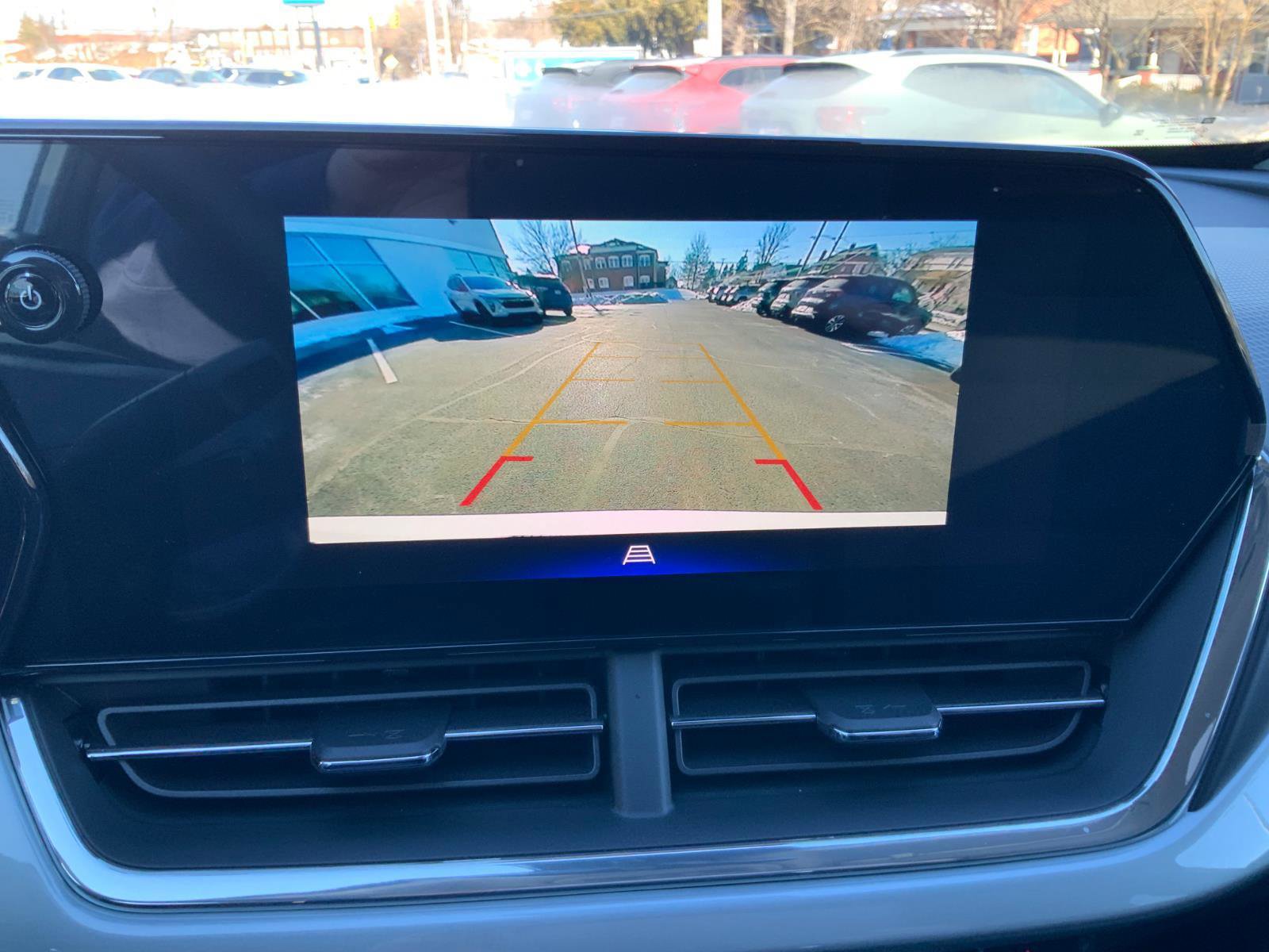 New 2026 Chevrolet Trax LT w/ Driver Confidence Package image 22