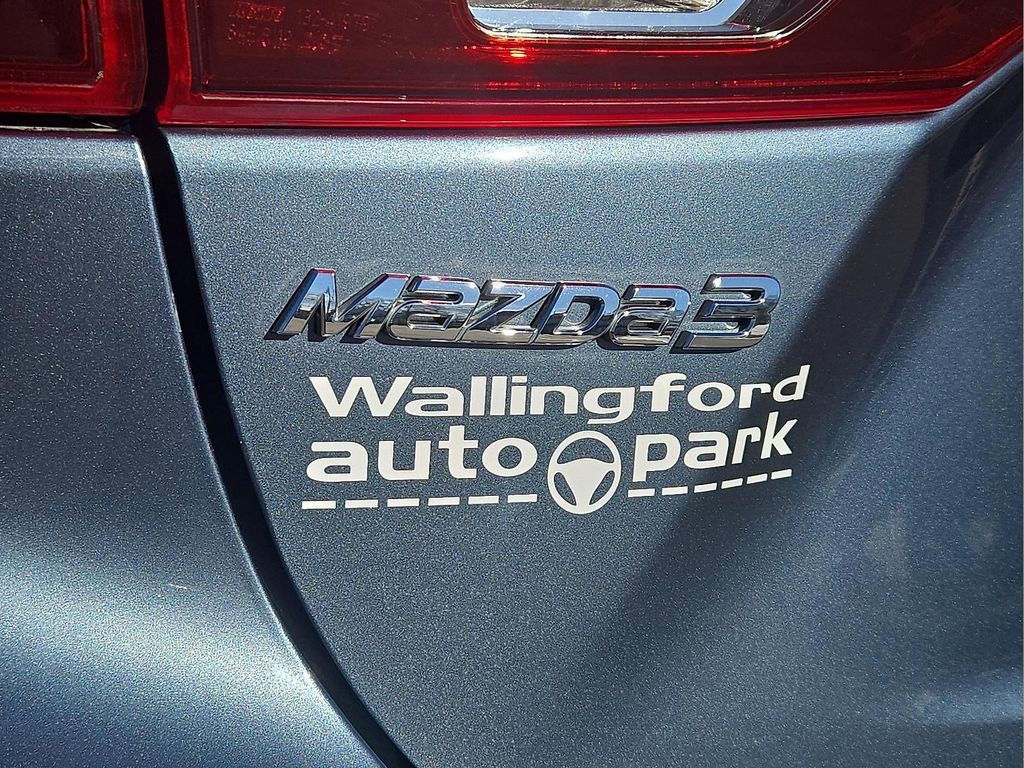 Used 2014 MAZDA MAZDA3 i Touring w/ Moonroof Package 1 image 28