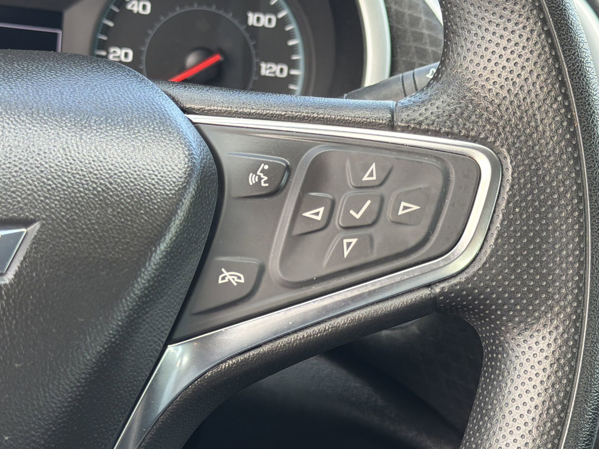 Used 2024 Chevrolet Malibu LT FWD image 10