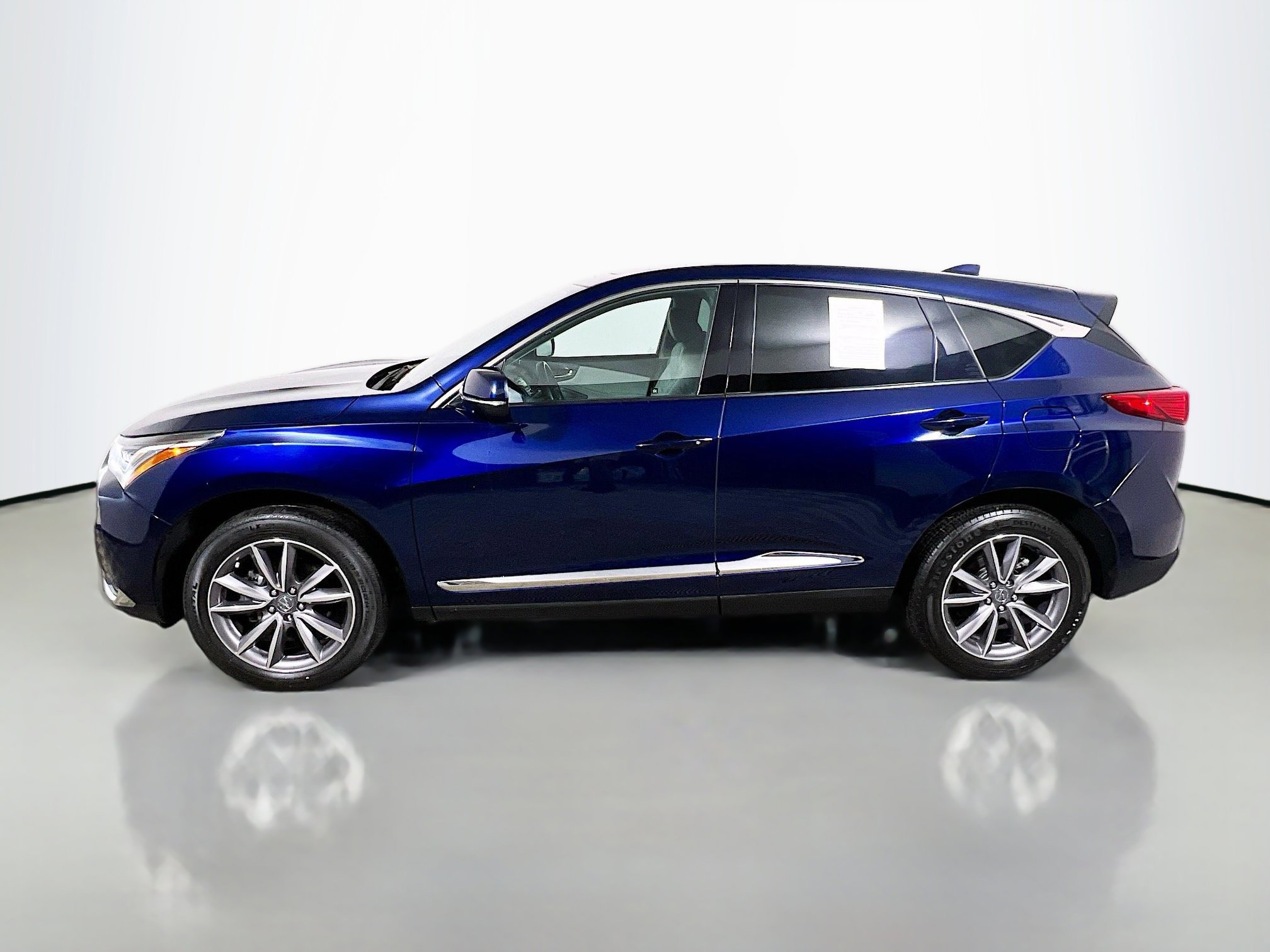Used 2023 Acura RDX w/ Technology Package image 9