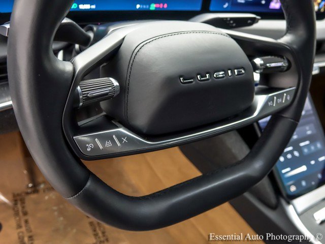 Used 2024 Lucid Air Touring image 16
