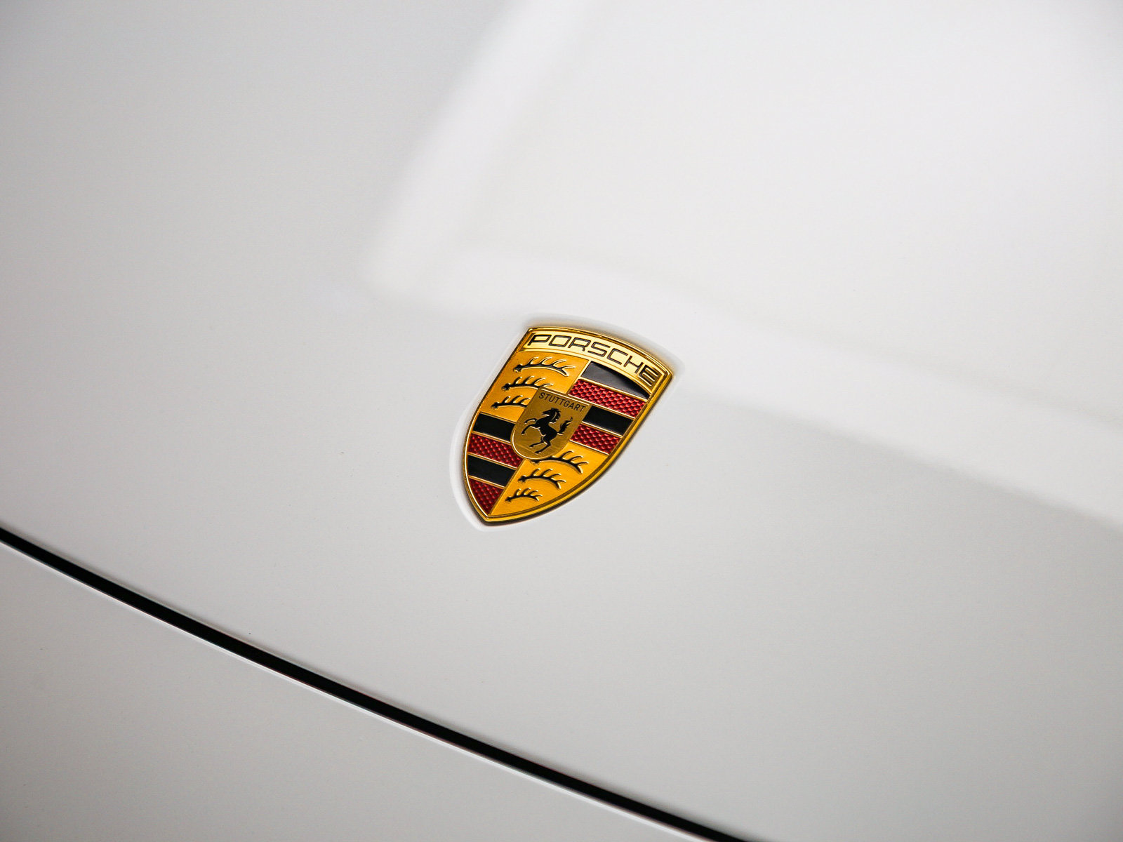 Certified 2026 Porsche Macan Electric RWD image 11
