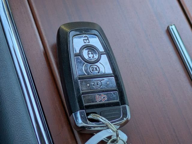 Used 2022 Lincoln Navigator L Reserve image 32