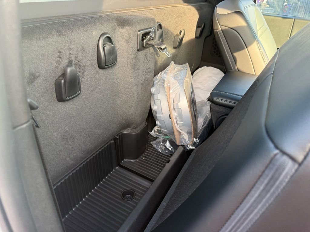 New 2024 RAM 5500 Tradesman image 25