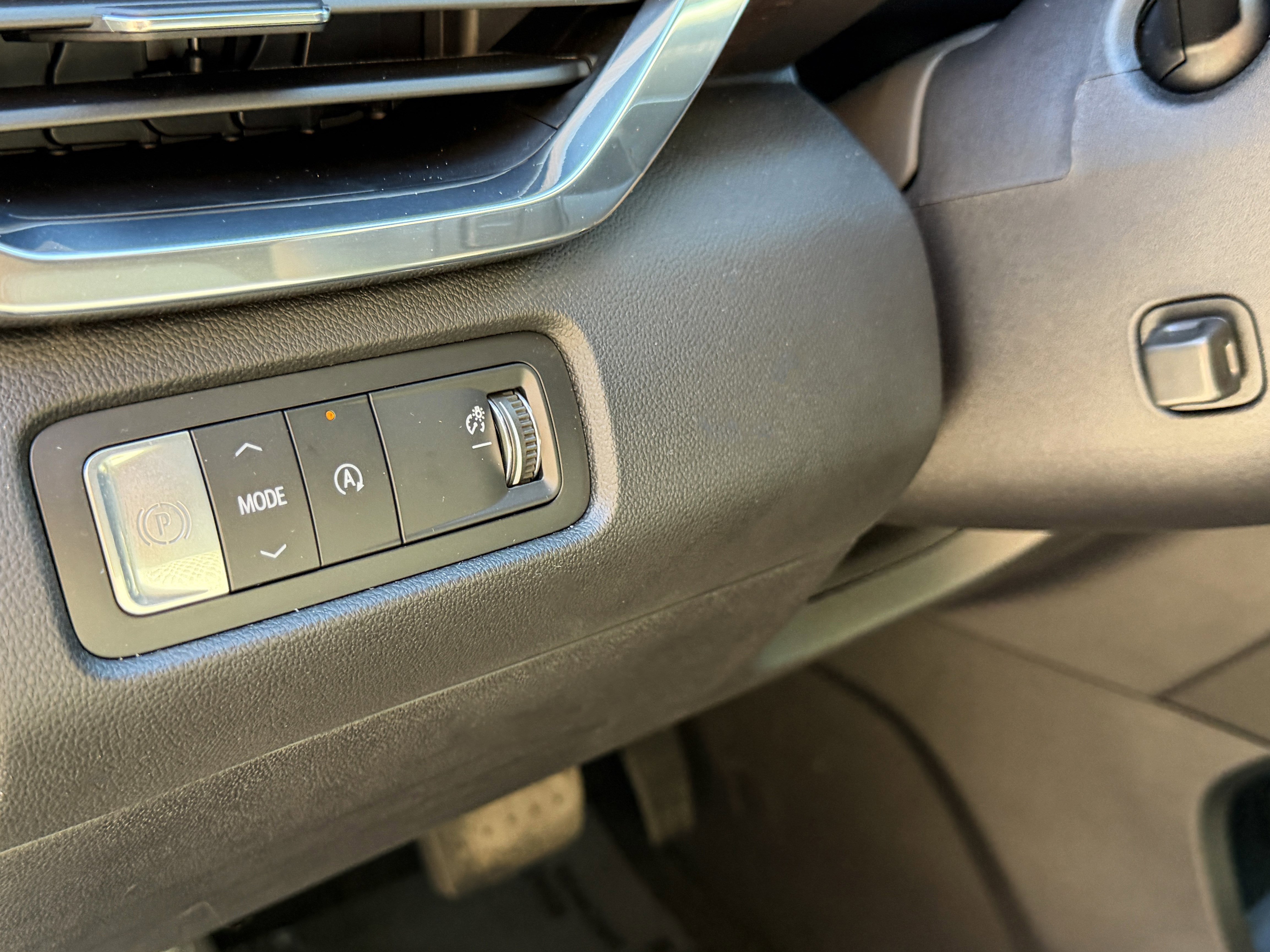 New 2026 GMC Acadia Denali w/ Super Cruise Package image 12