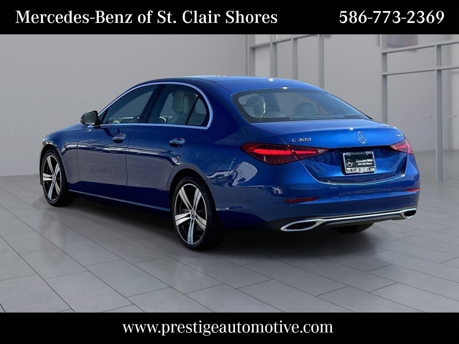 Certified 2025 Mercedes-Benz C 300 4MATIC Sedan image 3