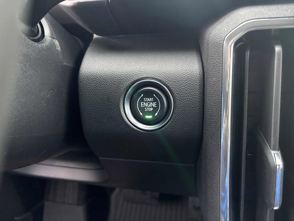 New 2026 GMC Acadia Elevation w/ Black Edition image 35