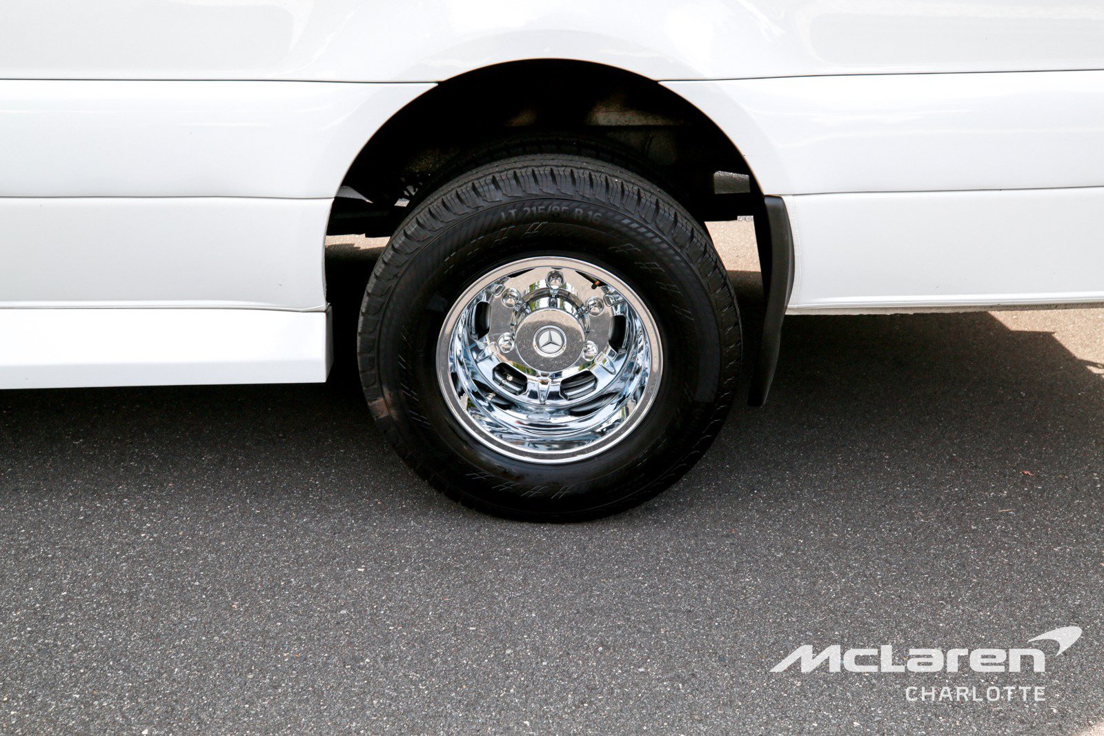 Used 2023 Mercedes-Benz Sprinter 3500 image 34