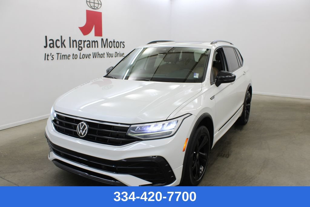 Used 2023 Volkswagen Tiguan SE R-Line FWD image 1