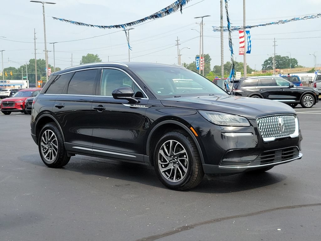 Used 2020 Lincoln Corsair AWD w/ Equipment Group 101A image 2