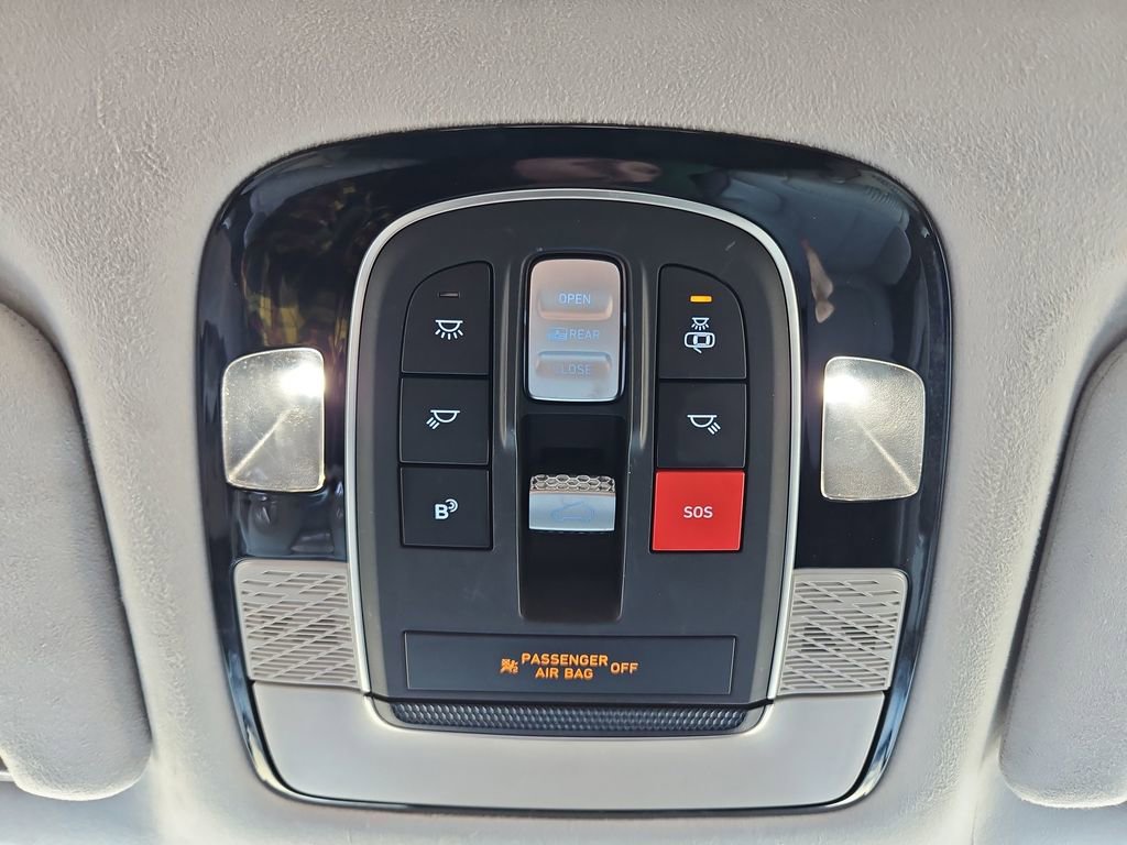 Used 2024 Hyundai Palisade Calligraphy image 23