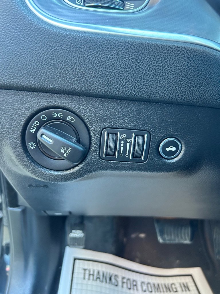 Used 2019 Dodge Charger GT image 9