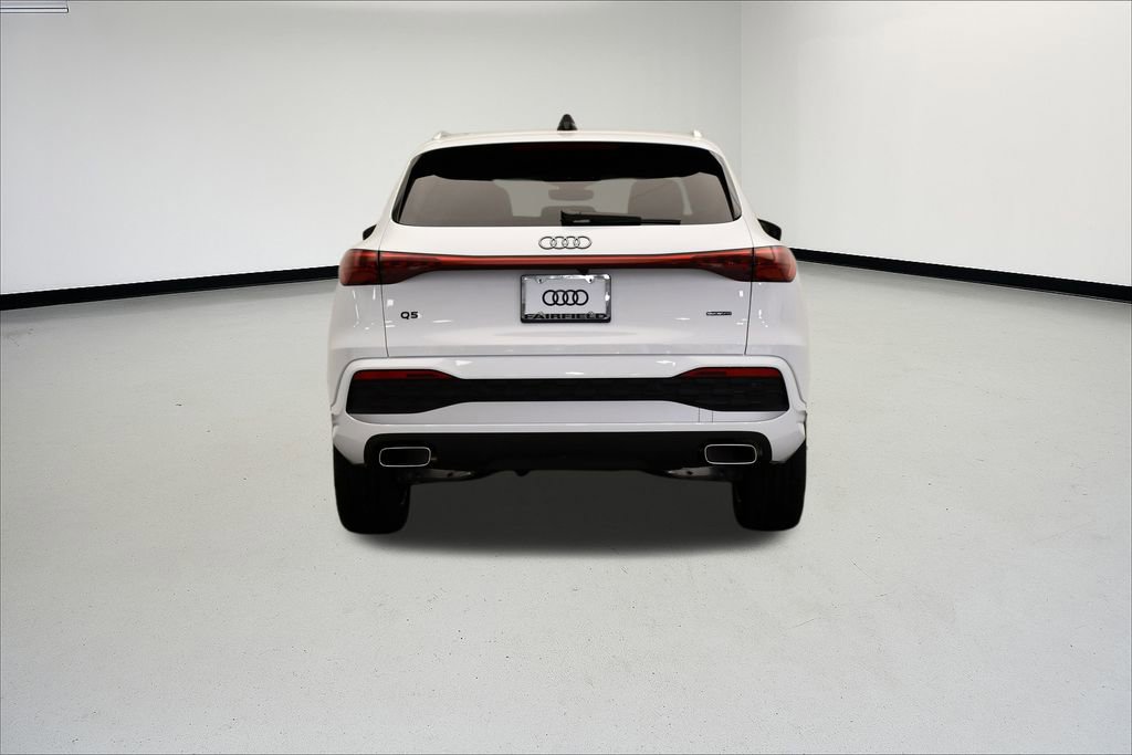 Used 2025 Audi Q5 Premium w/ Convenience Package image 4