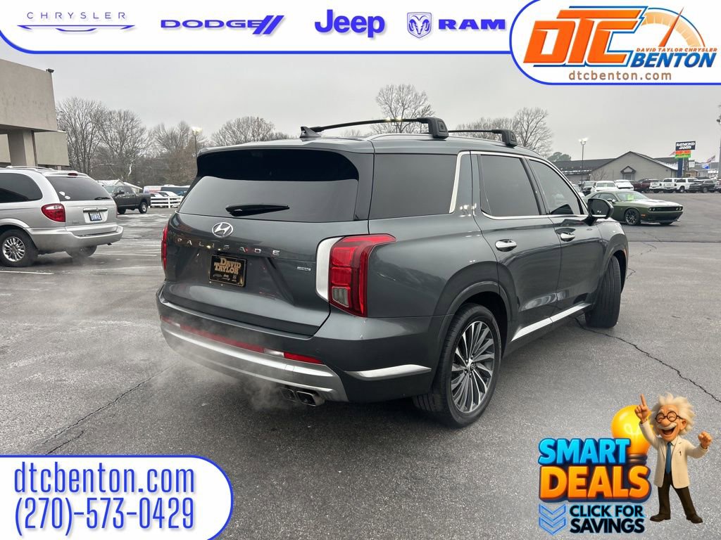 Used 2023 Hyundai Palisade Calligraphy image 3