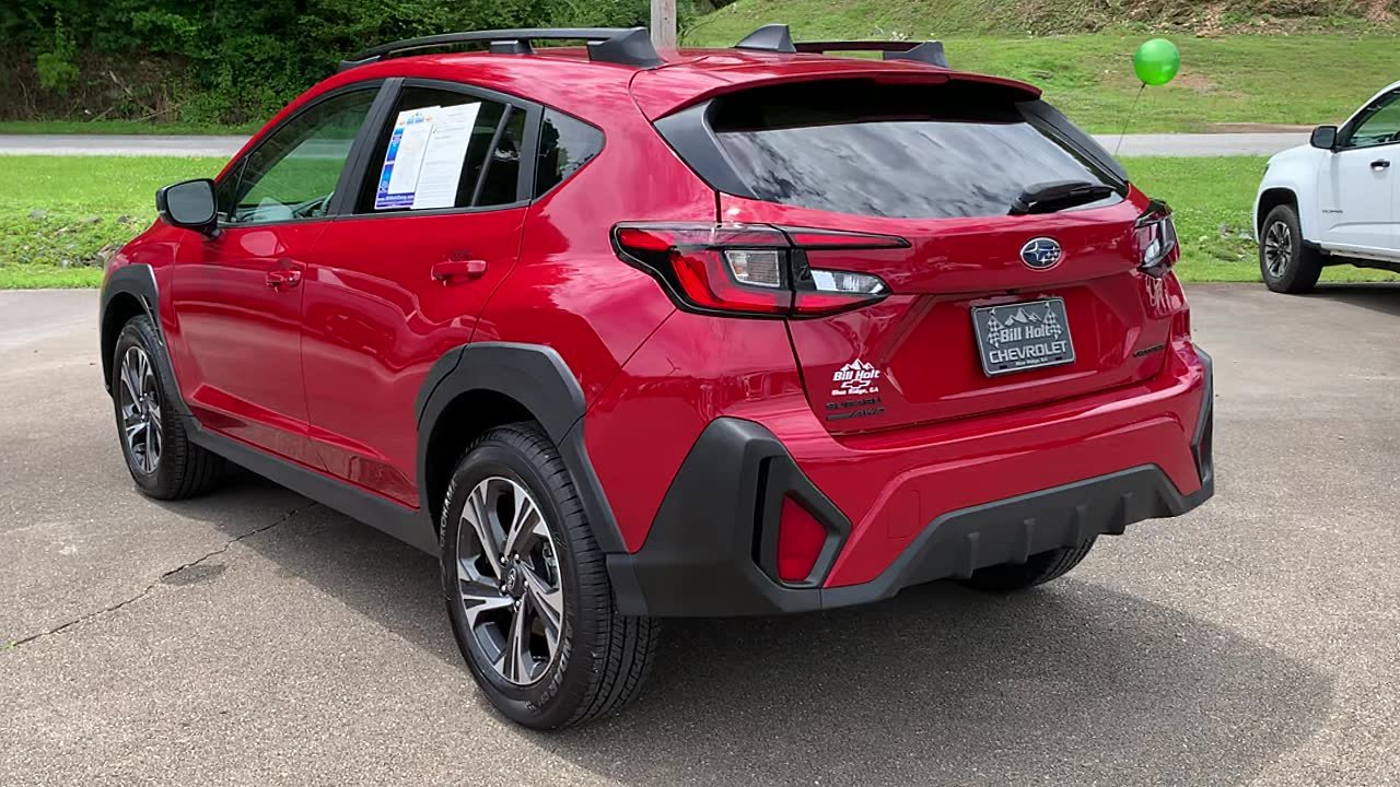 Used 2026 Subaru Crosstrek 2.5i Premium AWD/4WD image 3