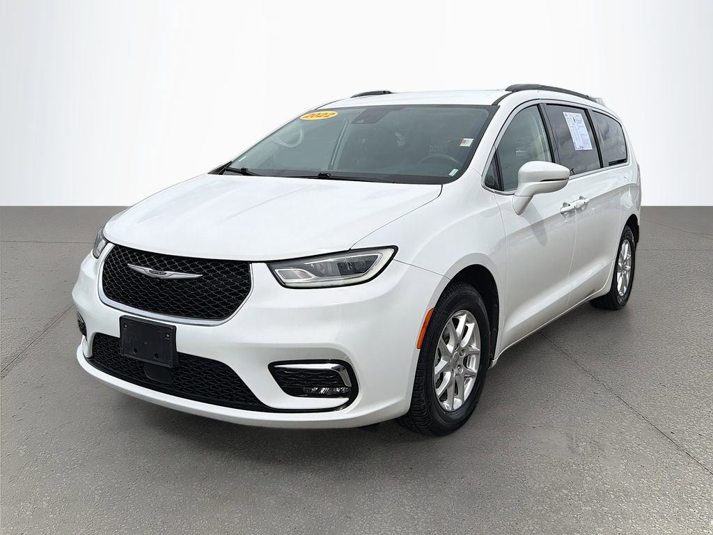 Used 2022 Chrysler Pacifica Touring-L image 8
