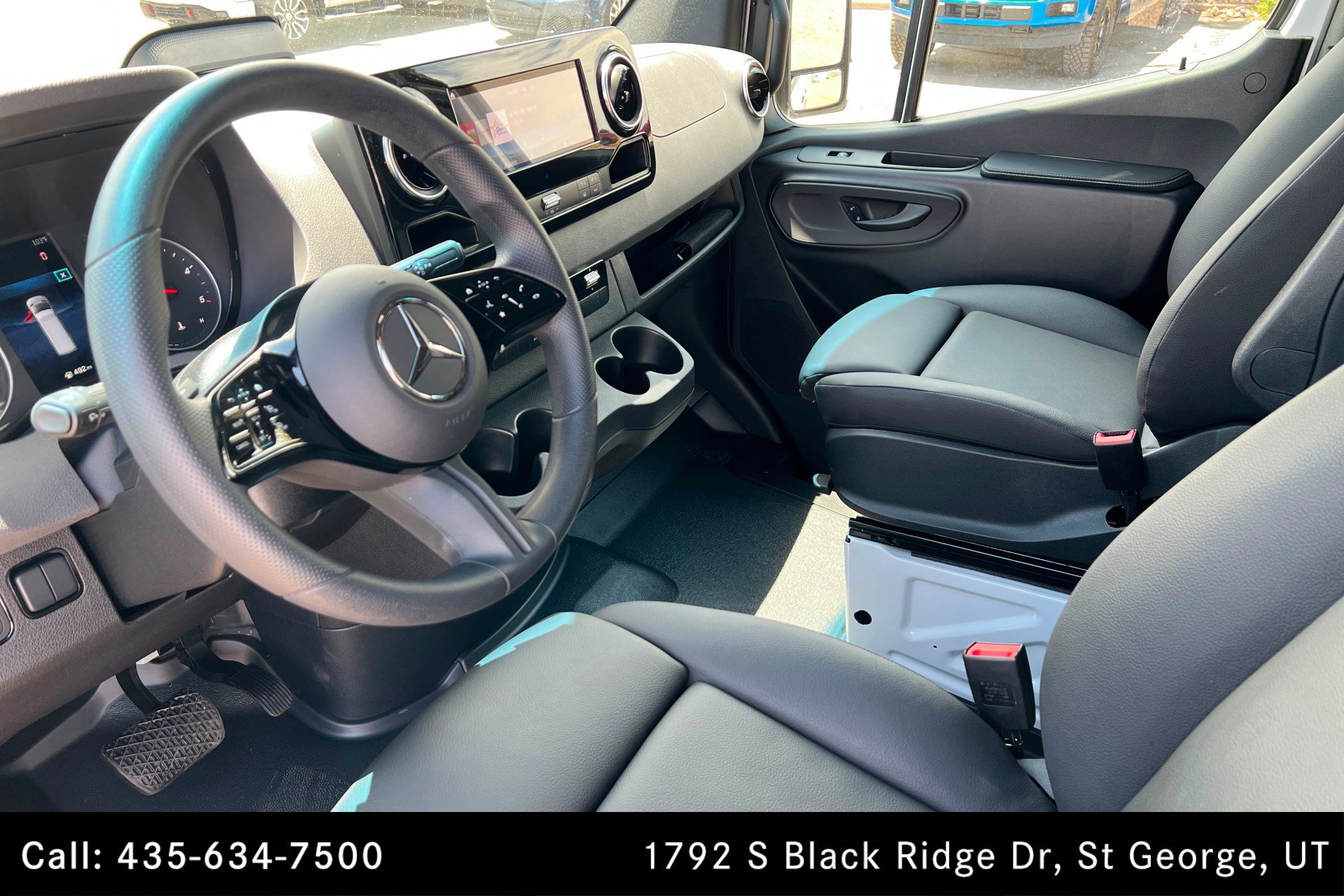 Used 2026 Mercedes-Benz Sprinter 2500 image 12