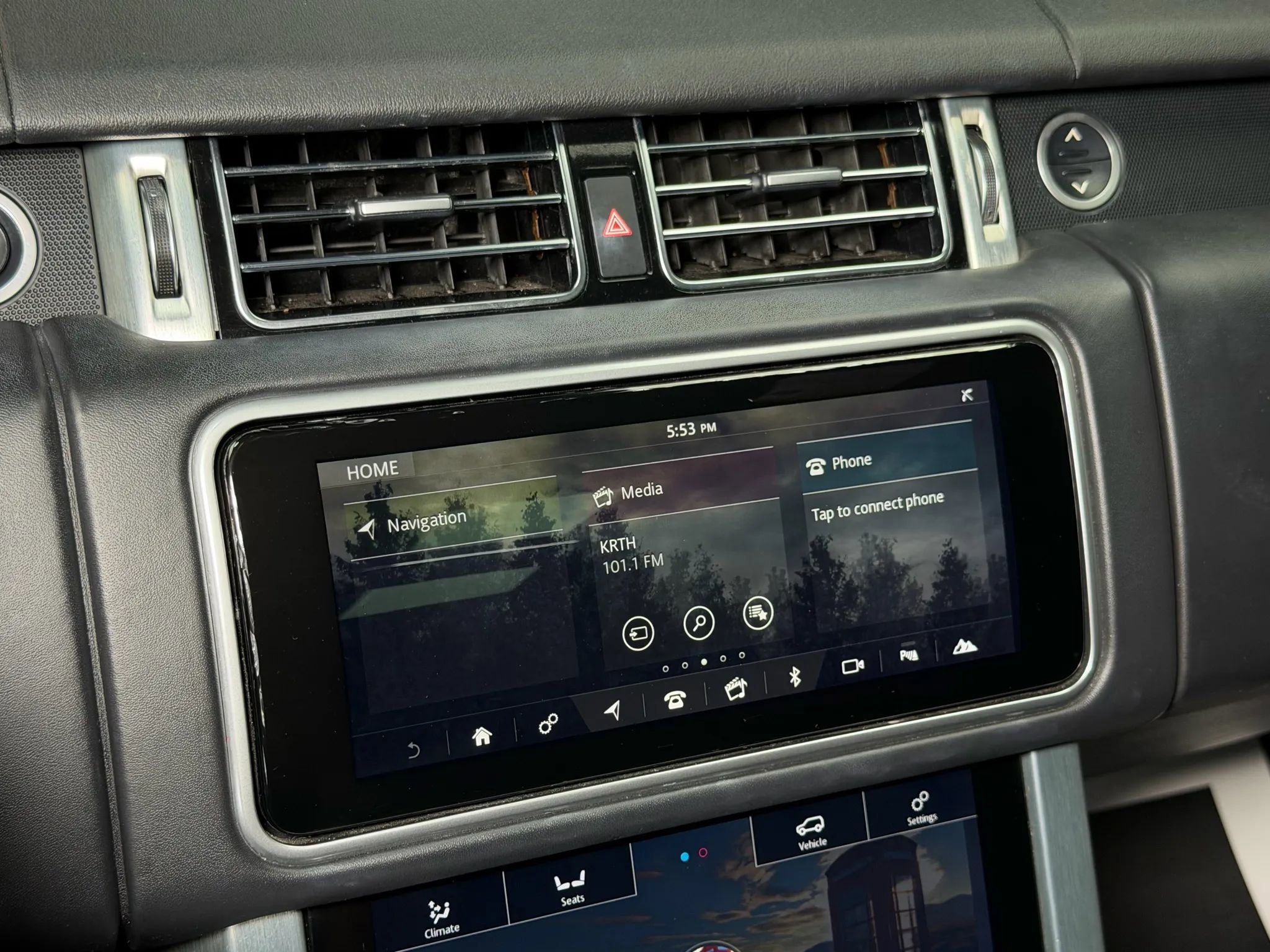 Used 2020 Land Rover Range Rover HSE image 50