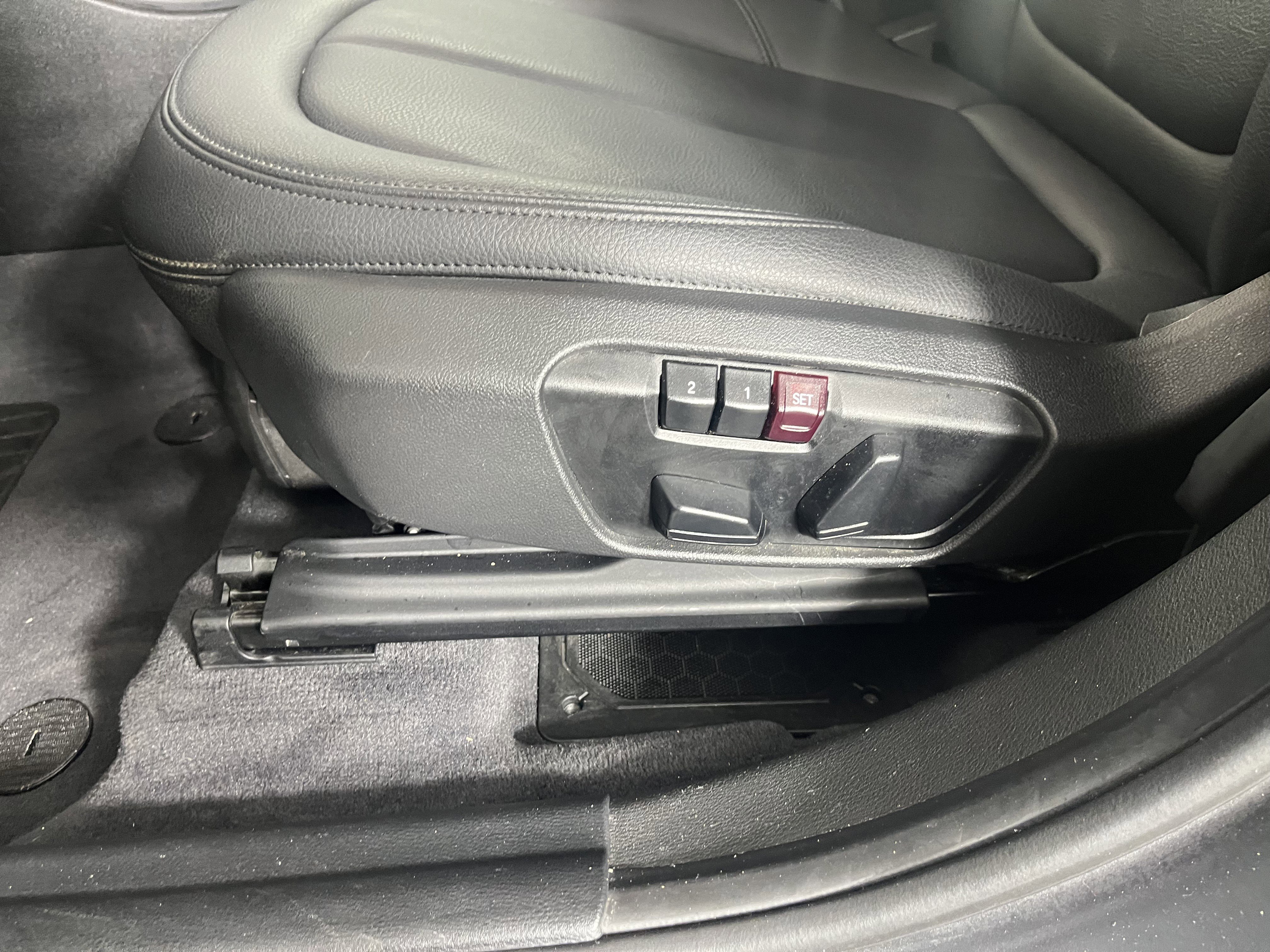 Used 2017 BMW X1 xDrive28i image 19