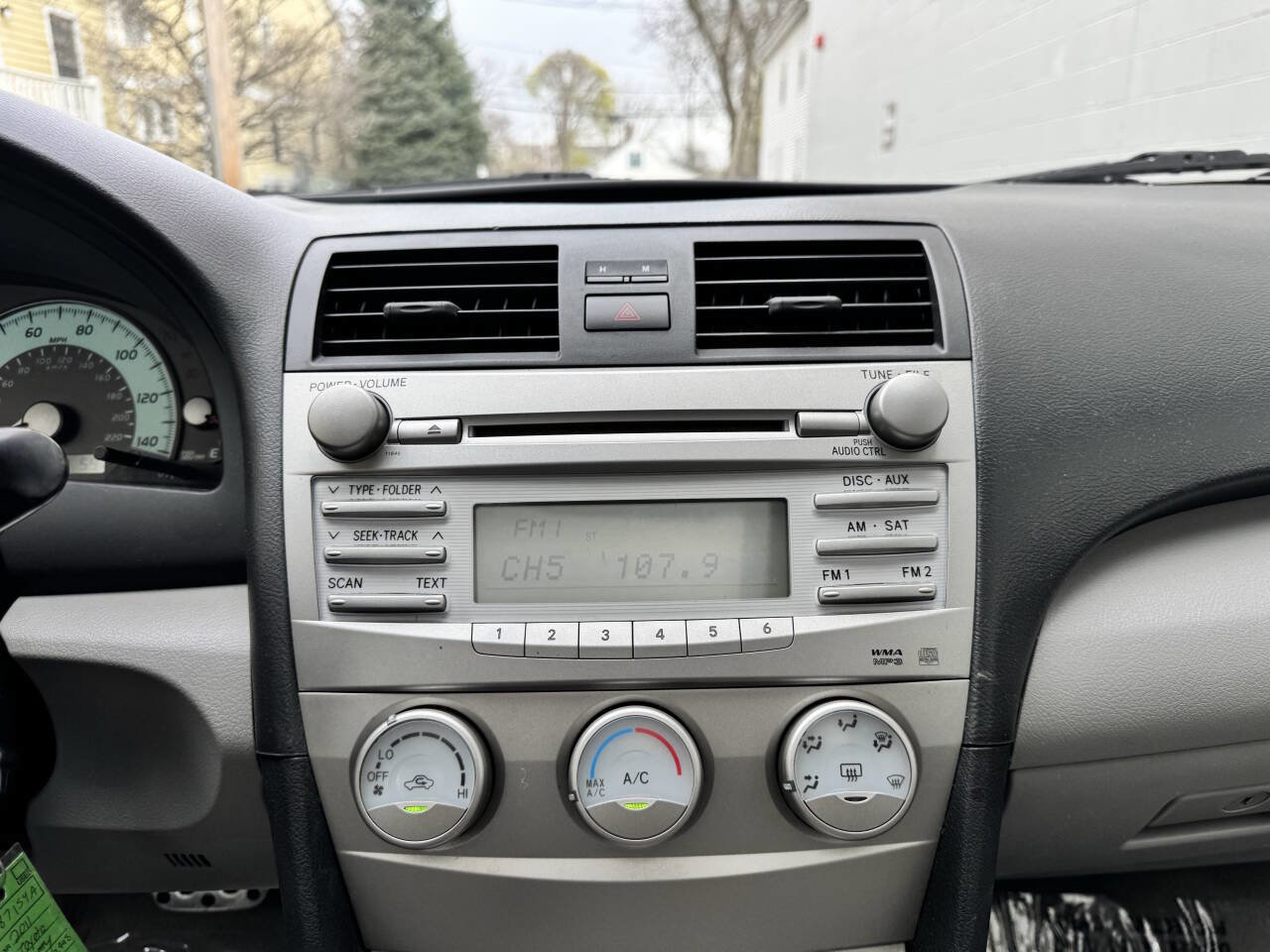 Used 2011 Toyota Camry SE w/ SE Extra-Value Pkg #1 FWD image 26