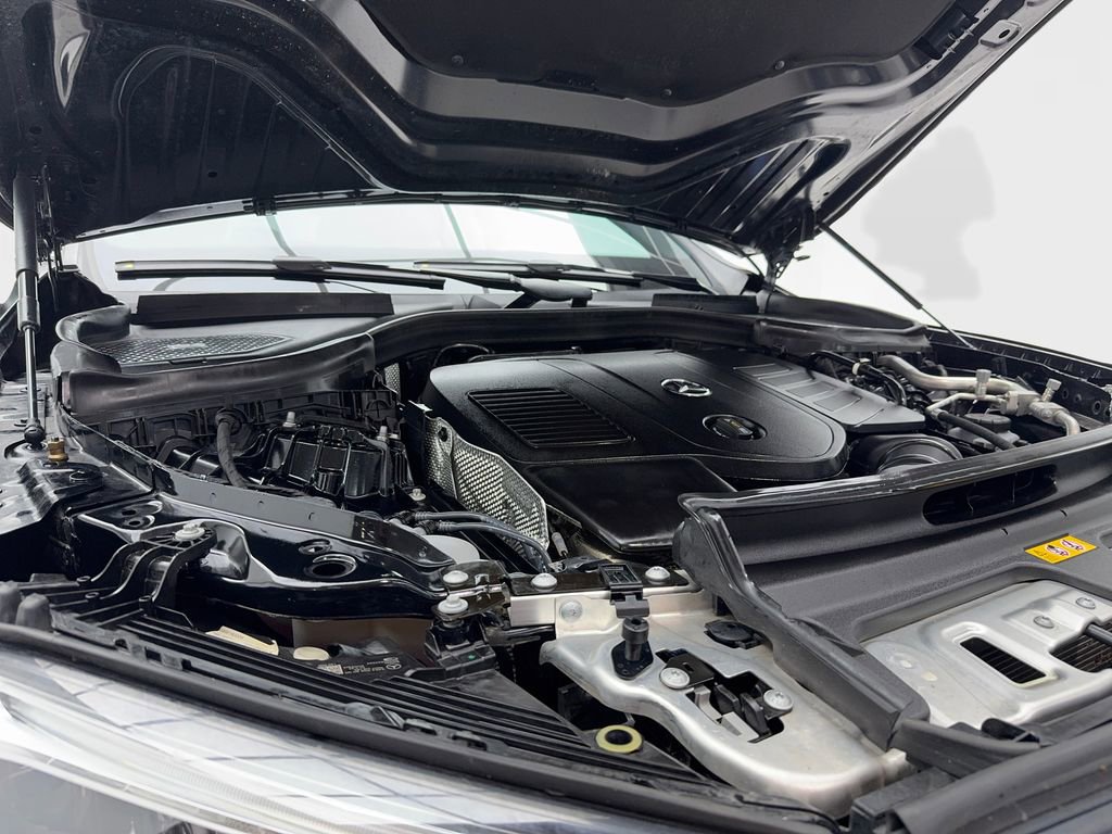 Used 2024 Mercedes-Benz GLC 300 4MATIC image 14