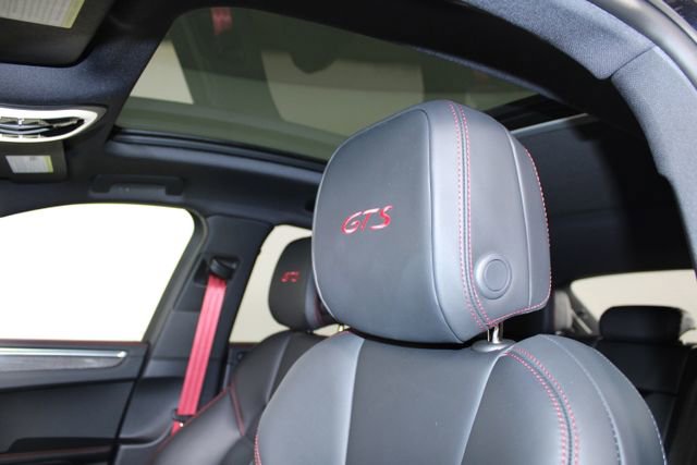 New 2026 Porsche Macan GTS image 19