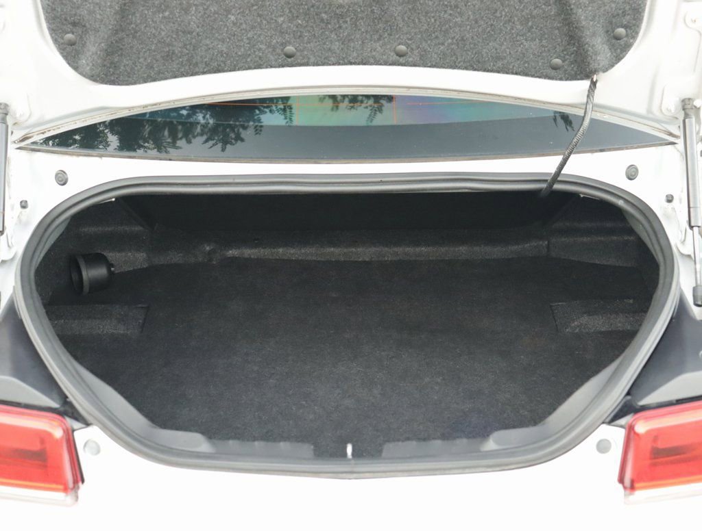 Used 2014 Chevrolet Camaro LT image 23