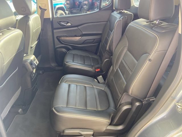 Used 2021 GMC Acadia Denali w/ Denali Ultimate Package AWD/4WD image 13