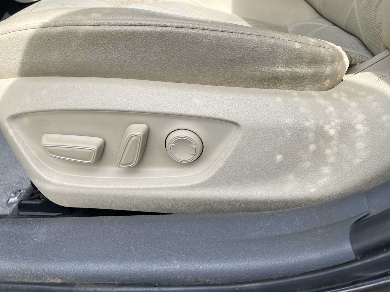 Used 2018 Toyota Camry XLE FWD image 14