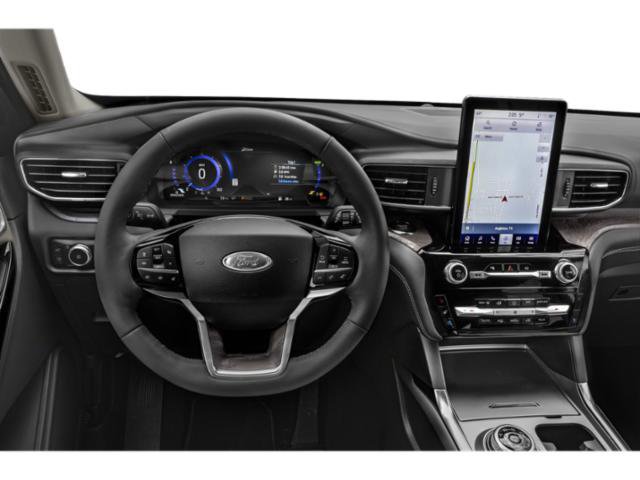 Used 2023 Ford Explorer Platinum w/ Technology Package AWD/4WD image 7