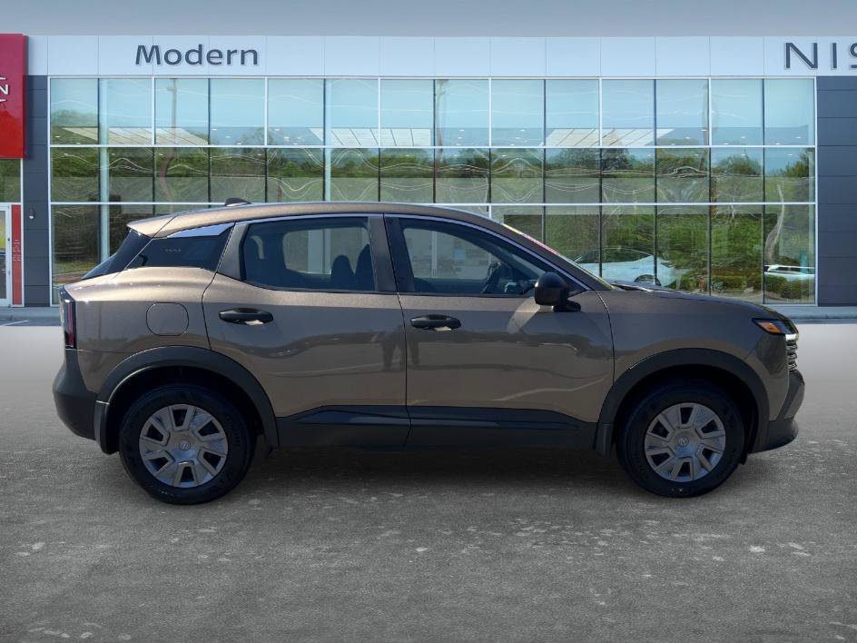 Certified 2025 Nissan Kicks S AWD/4WD image 4