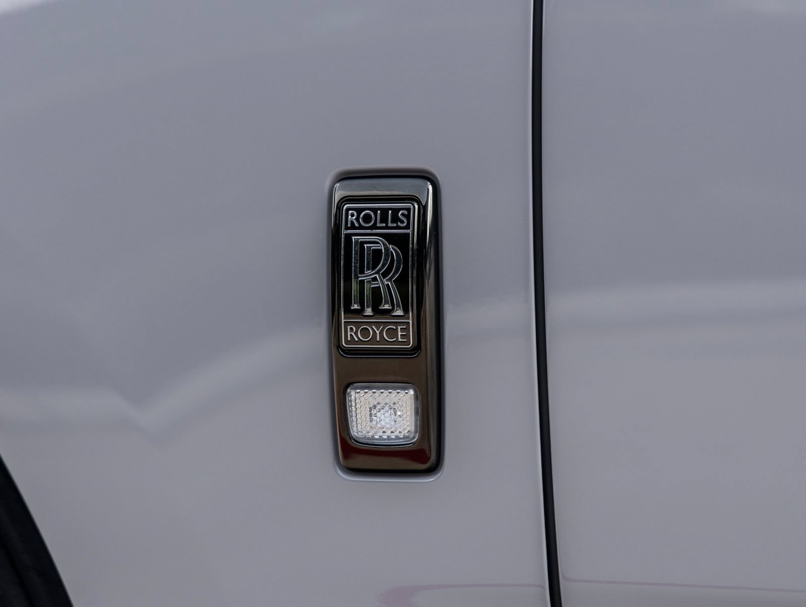 New 2027 Rolls-Royce Cullinan Black Badge AWD/4WD image 17