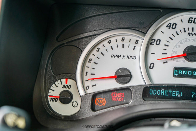 Used 2003 HUMMER H2 w/ Preferred Equipment Group image 24