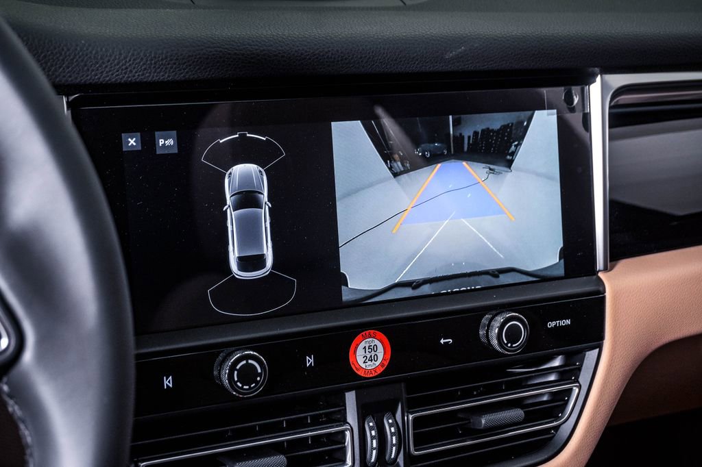 New 2026 Porsche Macan AWD/4WD image 23