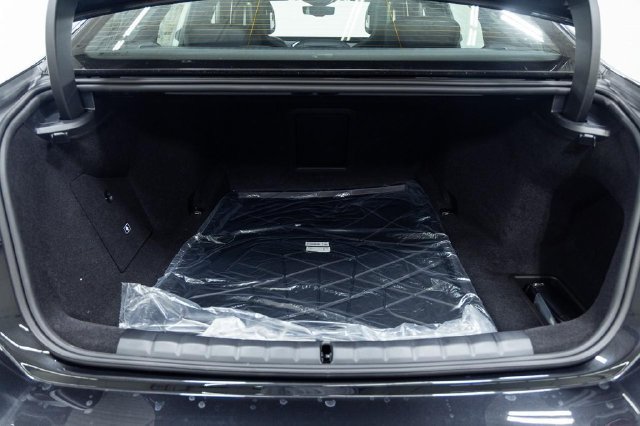 New 2027 BMW 740i xDrive w/ Executive Package AWD/4WD image 13