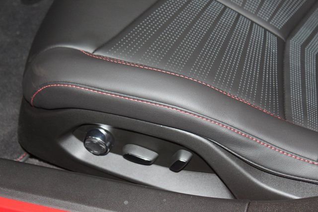 New 2026 Chevrolet Corvette Stingray Premium Conv w/ Chrome Exterior Badge Package image 19